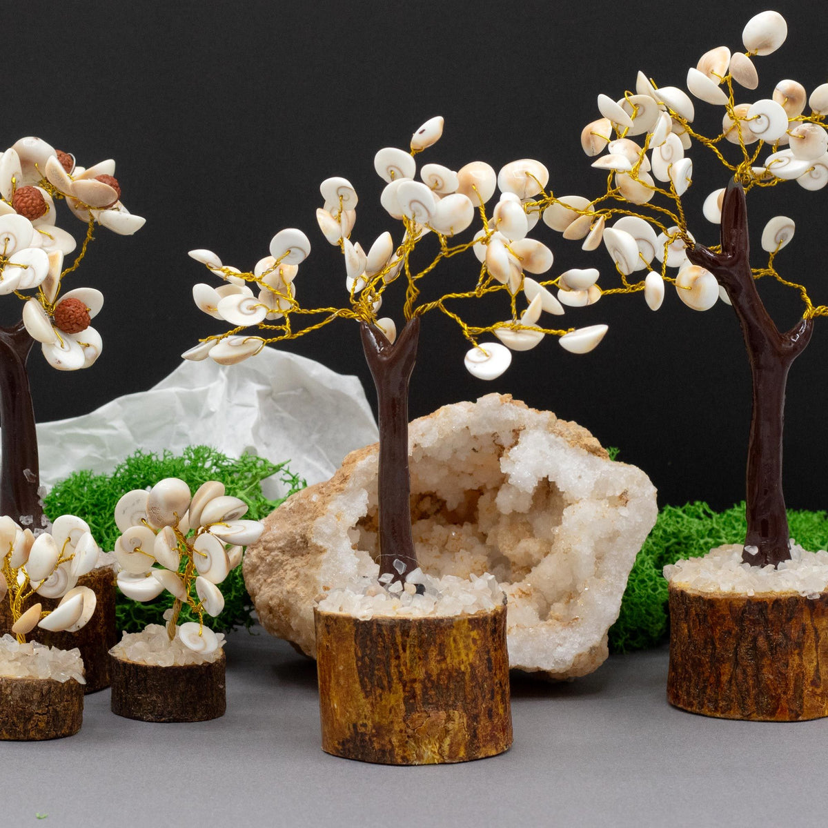 Arbre décoratif en pierres Gomati Chakra – 45 pierres