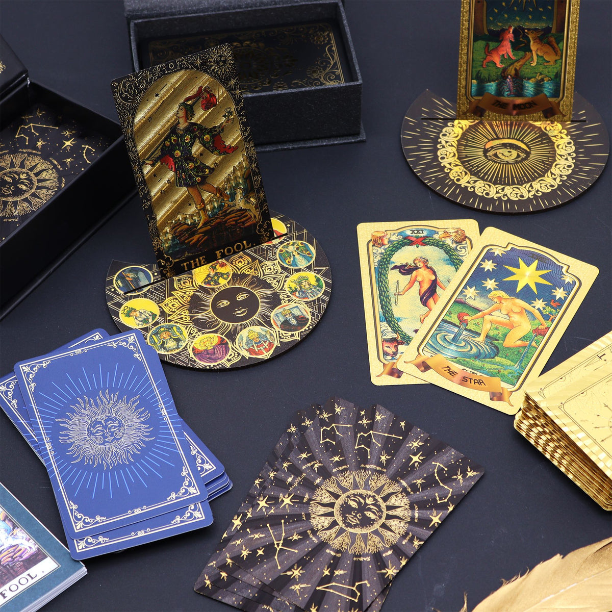 Coffret tarot rose à dorures rubis avec livret